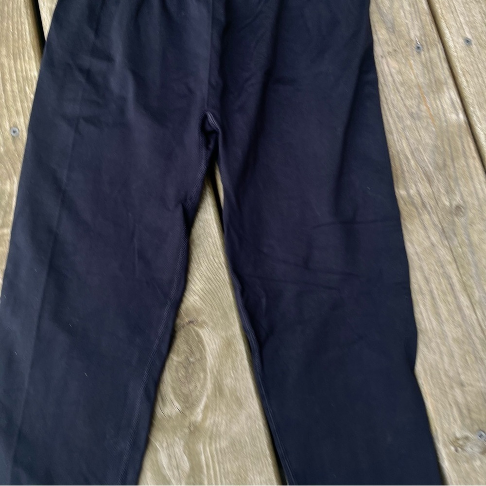 ** Fabletics High-Waisted Seamless Rib Ribbed Legging - Black Medium - Picture 4 of 8